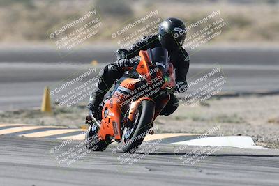 media/Nov-30-2025-TrackXperience (Sun) [[c0061d280f]]/3-Level 1/Session 4 (Turn 11)/